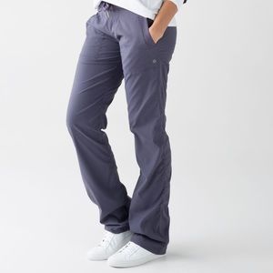 Lululemon studio Pant III (Regular)